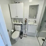 Sunny Beachside Retreat With Mountain And Sea Views *